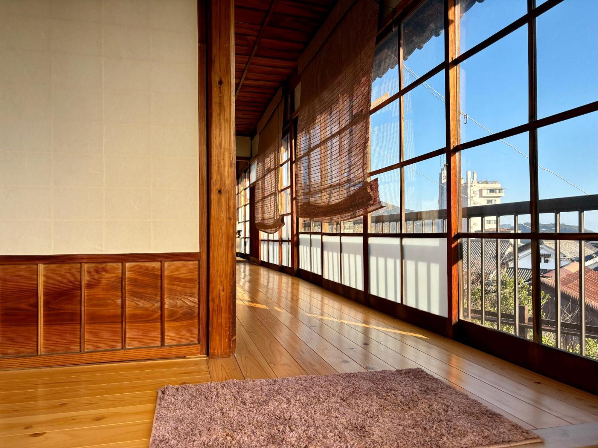 城跡石垣上の絶景古民家宿 鞆城茶屋庵 Tomo Extérieur photo